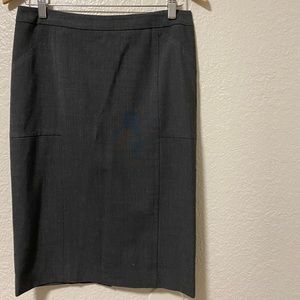BODY by Victoria fitted pencil skirt size 4